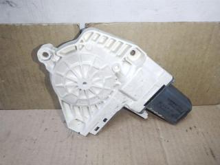 моторчик стеклоподъемника передний правый Audi A6 4F/C6 [рестайлинг] 2010, 2.7 л., TDi, CAN, дизель, АКПП, черный, седан, передний привод, 8K0959802A