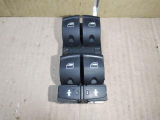 кнопка стеклоподъемника переднего левого Audi A6 4F/C6 [рестайлинг] 2009, 2.7 л., TDi, CAN, дизель, МКПП, серебро, универсал, передний привод, 4F0959851G