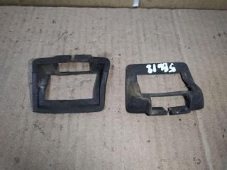 уплотнитель Volkswagen Caddy 3 поколение [рестайлинг] 2012, 2.0 л., TDi, CFH, дизель, МКПП, белый, минивэн, передний привод, 2K0827645