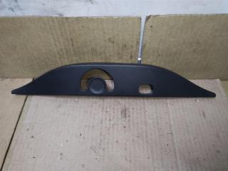 накладка двери (крышки) багажника Volkswagen Touareg 1 поколение 2006, 2.5 л., TDi, BAC, дизель, АКПП, синий, внедорожник 5 дв., полный привод, 7L6867717A
