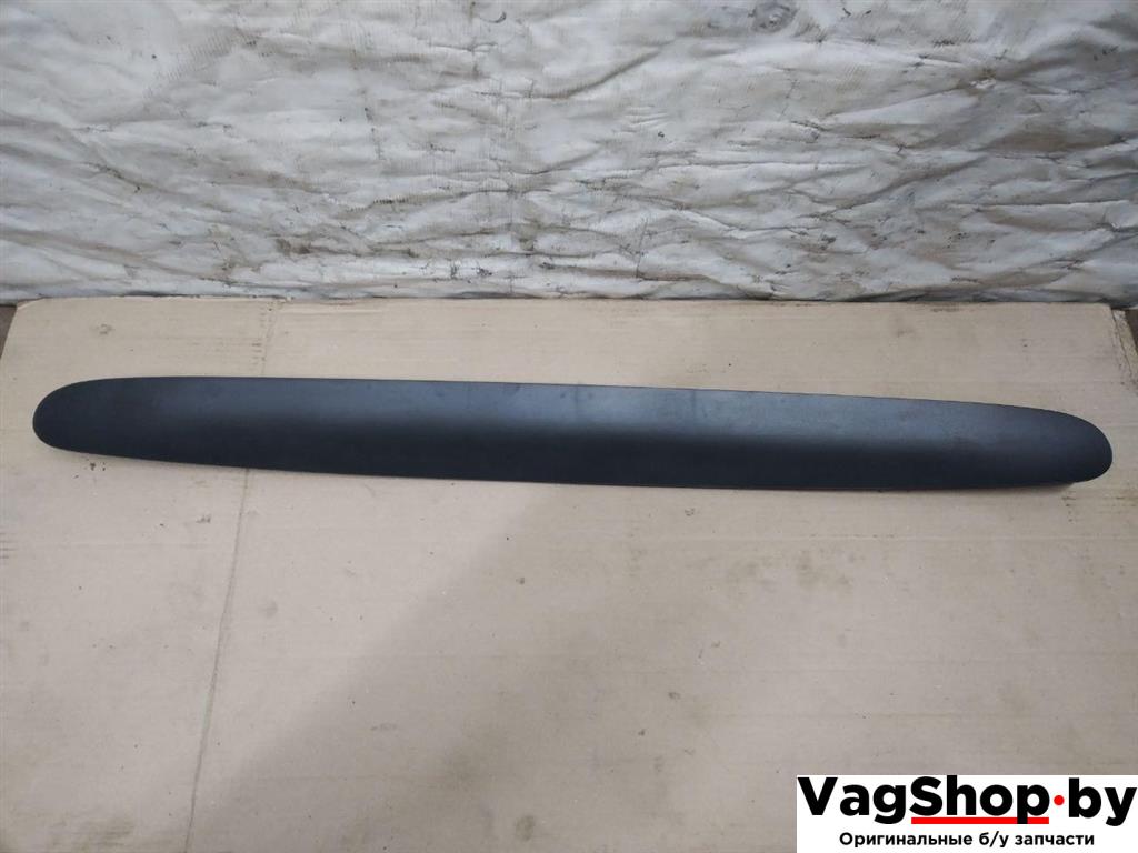накладка двери (крышки) багажника Volkswagen Touareg 1 поколение 2006, 2.5 л., TDi, BAC, дизель, АКПП, синий, внедорожник 5 дв., полный привод, 7L6867515H - фото №1