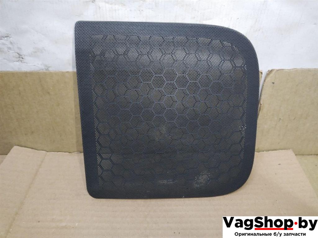 сетка на динамик Volkswagen Touareg 1 поколение 2006, 2.5 л., TDi, BAC, дизель, АКПП, синий, внедорожник 5 дв., полный привод, 7L6868157 - фото №1