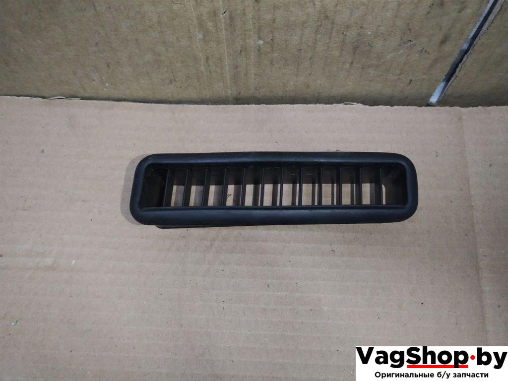 дефлектор обдува салона Volkswagen Touareg 1 поколение 2006, 2.5 л., TDi, BAC, дизель, АКПП, синий, внедорожник 5 дв., полный привод, 7L0819985B - фото №1