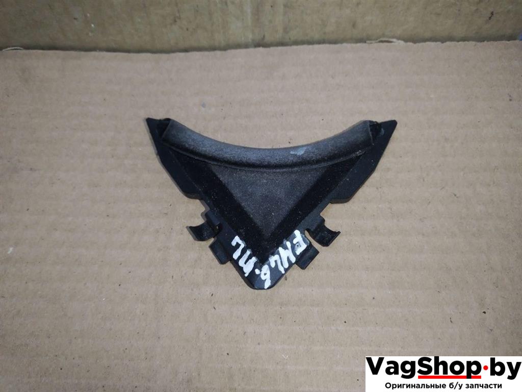 накладка двери (крышки) багажника Volkswagen Touareg 1 поколение 2006, 2.5 л., TDi, BAC, дизель, АКПП, синий, внедорожник 5 дв., полный привод, 7L0837457A - фото №1