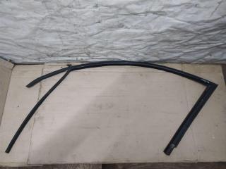 направляющая стекла Volkswagen Touareg 1 поколение 2006, 2.5 л., TDi, BAC, дизель, АКПП, синий, внедорожник 5 дв., полный привод, 7L0837431