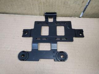 кронштейн (крепление) Volkswagen Touareg 1 поколение 2006, 2.5 л., TDi, BAC, дизель, АКПП, синий, внедорожник 5 дв., полный привод, 7L0919288