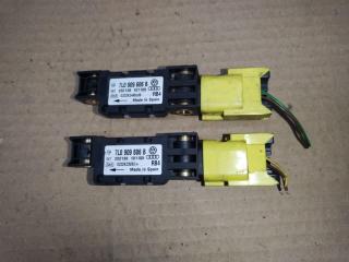 датчик удара Volkswagen Touareg 1 поколение 2006, 2.5 л., TDi, BAC, дизель, АКПП, синий, внедорожник 5 дв., полный привод, 7L0909606B