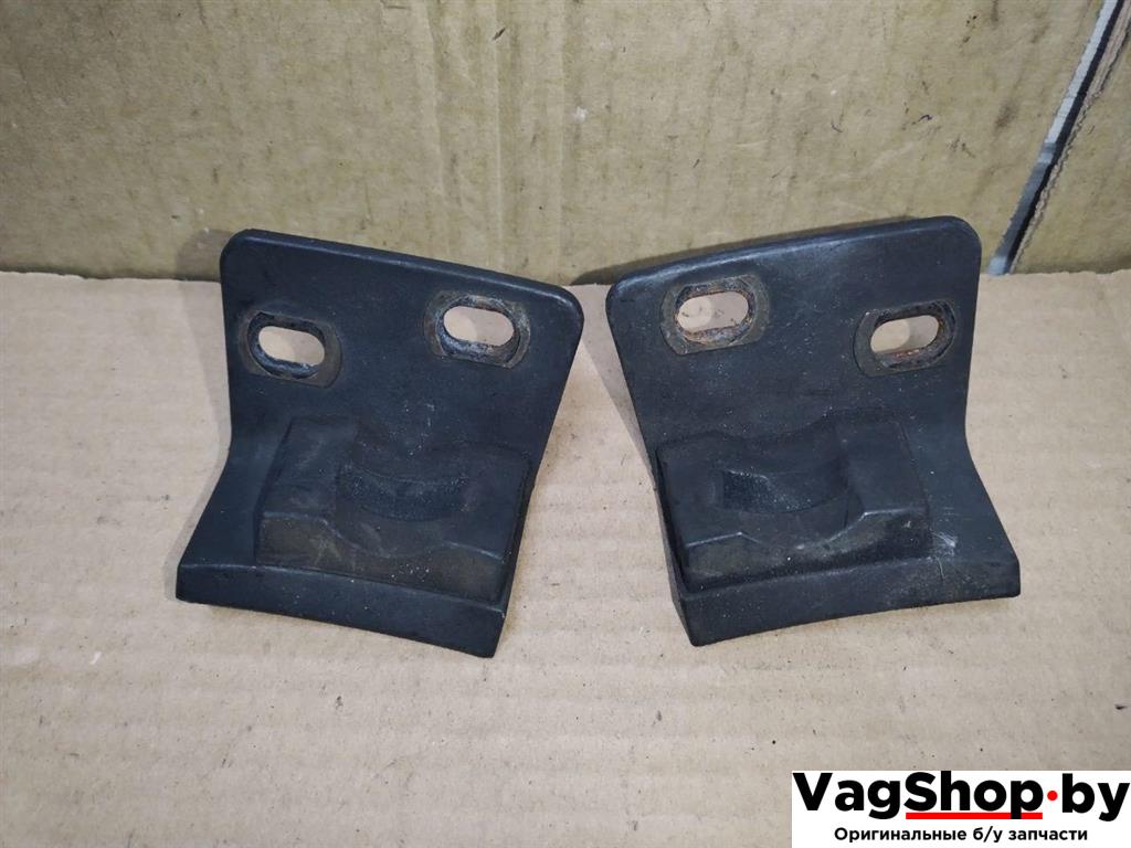 накладка декоративная Volkswagen Touareg 1 поколение 2006, 2.5 л., TDi, BAC, дизель, АКПП, синий, внедорожник 5 дв., полный привод, 7L6827683D, 7L6827684D - фото №1