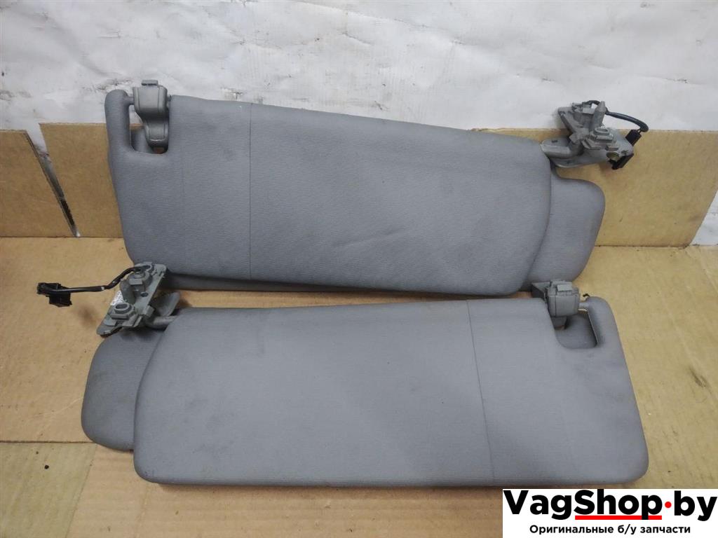 козырек солнцезащитный Volkswagen Touareg 1 поколение 2006, 2.5 л., TDi, BAC, дизель, АКПП, синий, внедорожник 5 дв., полный привод, 7L6857551AQ3W5, 7L6857552AQ3W5 - фото №1