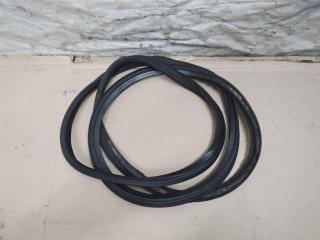 уплотнитель Volkswagen Touareg 1 поколение 2006, 2.5 л., TDi, BAC, дизель, АКПП, синий, внедорожник 5 дв., полный привод, 7L6827705C