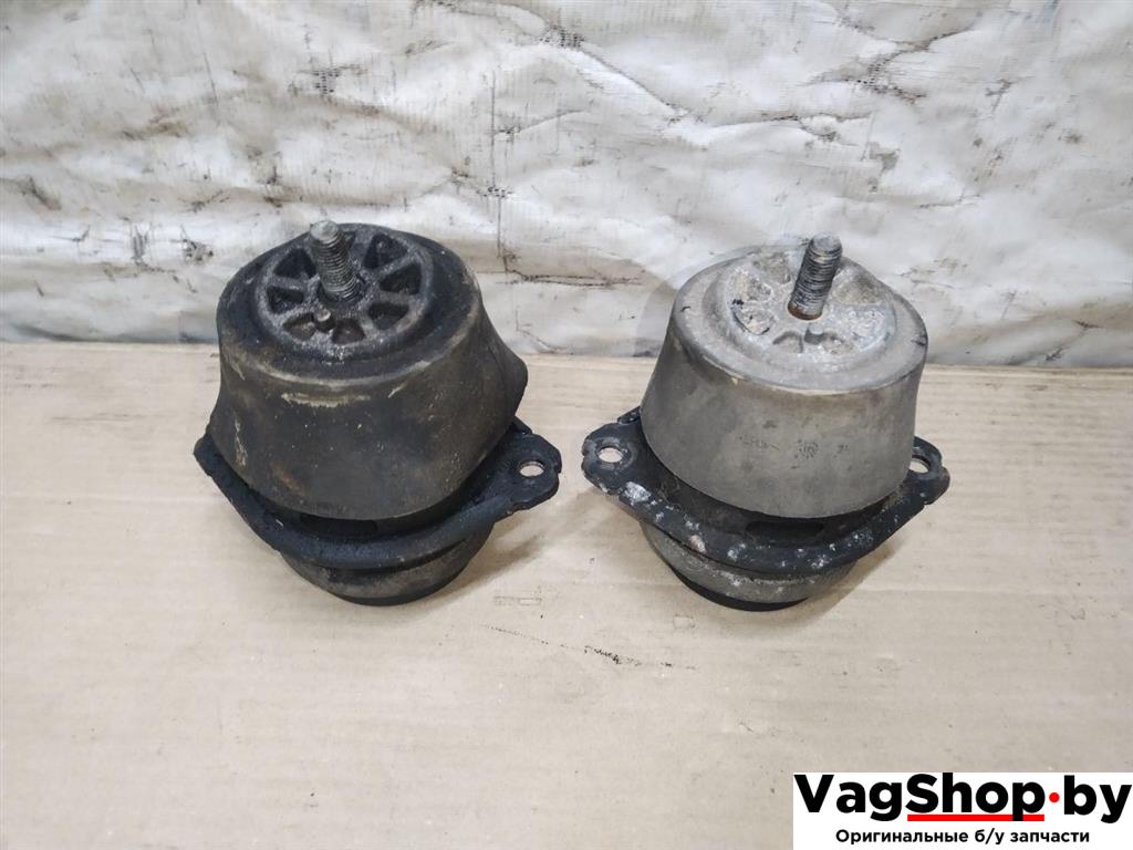 подушка крепления двигателя Volkswagen Touareg 1 поколение 2006, 2.5 л., TDi, BAC, дизель, АКПП, синий, внедорожник 5 дв., полный привод, 7L6199131C - фото №1