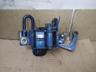 петля двери Volkswagen Touareg 1 поколение 2006, 2.5 л., TDi, BAC, дизель, АКПП, синий, внедорожник 5 дв., полный привод, 7L0831411, 7L0831401A