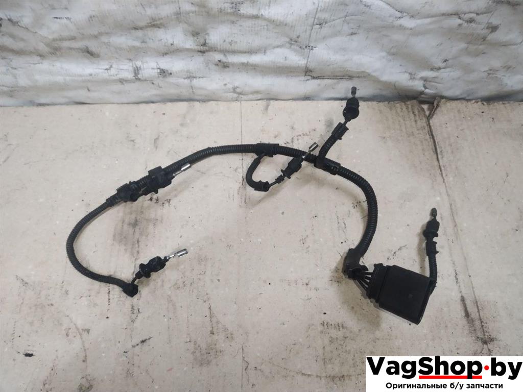 Проводка (планка) свечей накала Volkswagen Touareg 1 поколение 2006, 2.5 л., TDi, BAC, дизель, АКПП, синий, внедорожник 5 дв., полный привод, 070971277 - фото №1