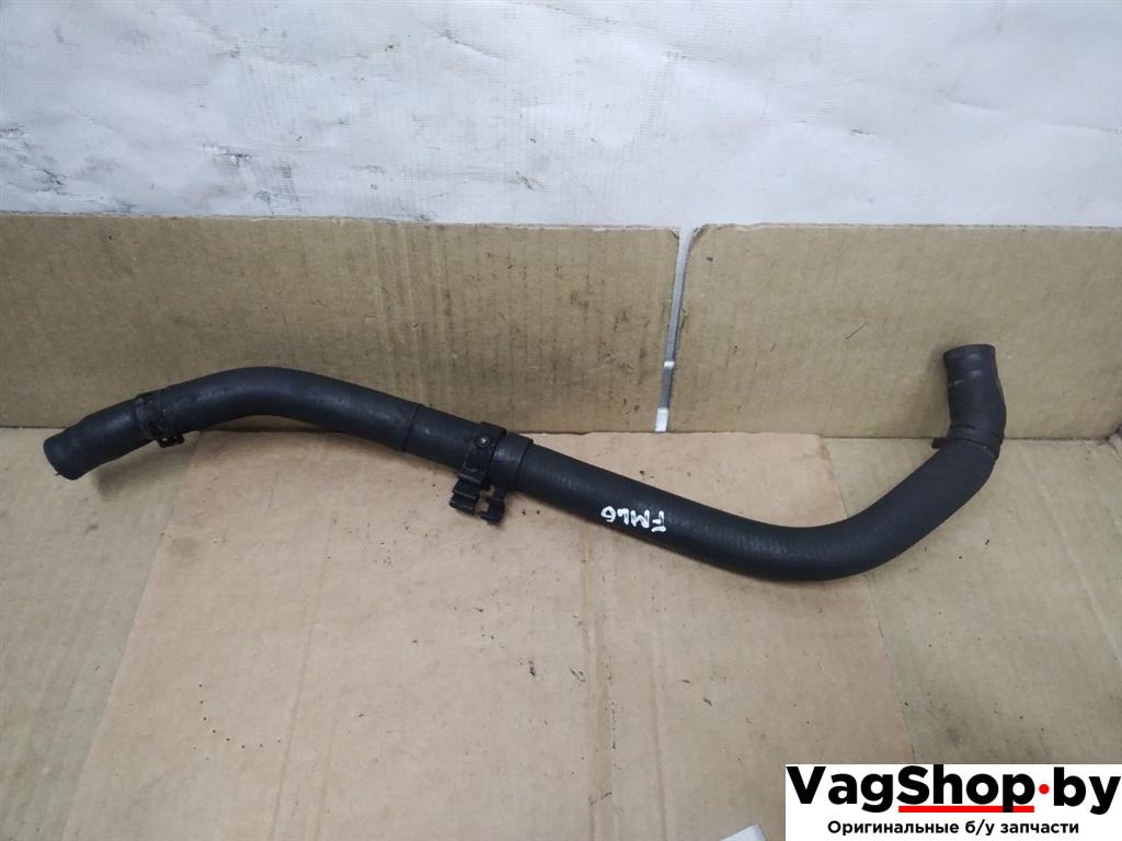 патрубок (трубопровод, шланг) Volkswagen Touareg 1 поколение 2006, 2.5 л., TDi, BAC, дизель, АКПП, синий, внедорожник 5 дв., полный привод - фото №1