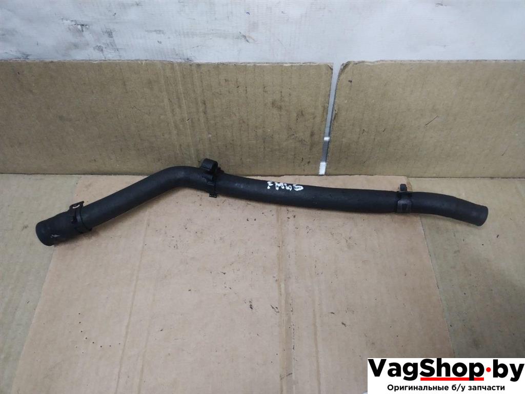 патрубок (трубопровод, шланг) Volkswagen Touareg 1 поколение 2006, 2.5 л., TDi, BAC, дизель, АКПП, синий, внедорожник 5 дв., полный привод - фото №1