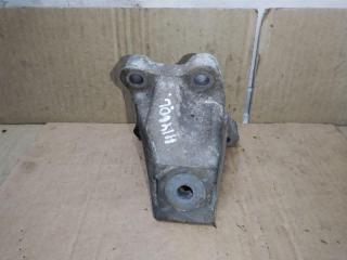 кронштейн двигателя Audi A6 4F/C6 [рестайлинг] 2009, 2.7 л., TDi, CAN, дизель, МКПП, серебро, универсал, передний привод, 4F0199307AA