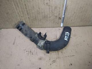 патрубок (трубопровод, шланг) Volkswagen Touareg 1 поколение [рестайлинг] 2008, 2.5 л., TDi, BPE, дизель, АКПП, серый, внедорожник 5 дв., полный привод, 7L6121073B