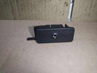 разъем AUX / USB Volkswagen Touareg 1 поколение [рестайлинг] 2008, 2.5 л., TDi, BPE, дизель, АКПП, серый, внедорожник 5 дв., полный привод, 1K0035724