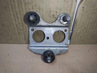 Крепление блока ABS Volkswagen Touareg 1 поколение [рестайлинг] 2008, 2.5 л., TDi, BPE, дизель, АКПП, серый, внедорожник 5 дв., полный привод, 7L8614235