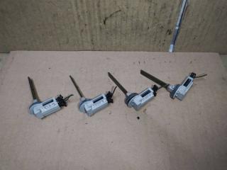 датчик температуры Volkswagen Touareg 1 поколение [рестайлинг] 2008, 2.5 л., TDi, BPE, дизель, АКПП, серый, внедорожник 5 дв., полный привод, 4B0820539