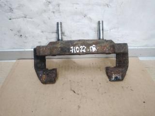 скоба суппорта Volkswagen Golf Plus 1 поколение 2008, 1.9 л., TDi, BKC, дизель, МКПП, серебро, хетчбэк 5 дв., передний привод