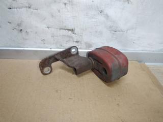 кронштейн глушителя Audi A8 D3/4E [2-й рестайлинг] 2008, 4.2 л., FSI, BVJ, бензин, АКПП, серый, седан, полный привод, 4F0253147D, 4E0253661E