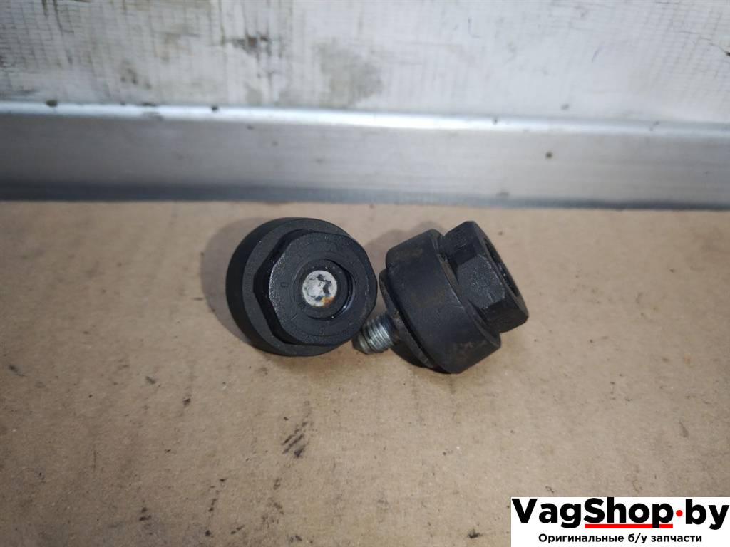 болт Audi A8 D4/4H 2011, 3.0 л., TDi, CDT, дизель, АКПП, синий, седан, полный привод, 4H0827249 - фото №1