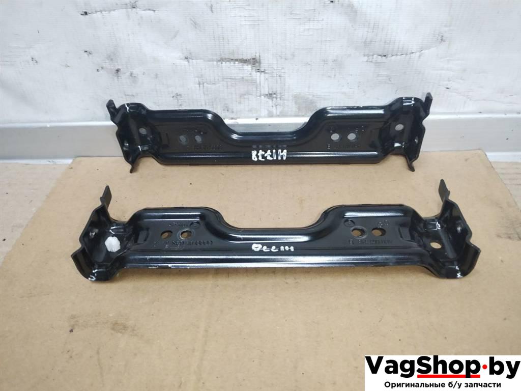 усилитель торпедо Audi A8 D4/4H 2011, 3.0 л., TDi, CDT, дизель, АКПП, синий, седан, полный привод, 4H0863345B - фото №1