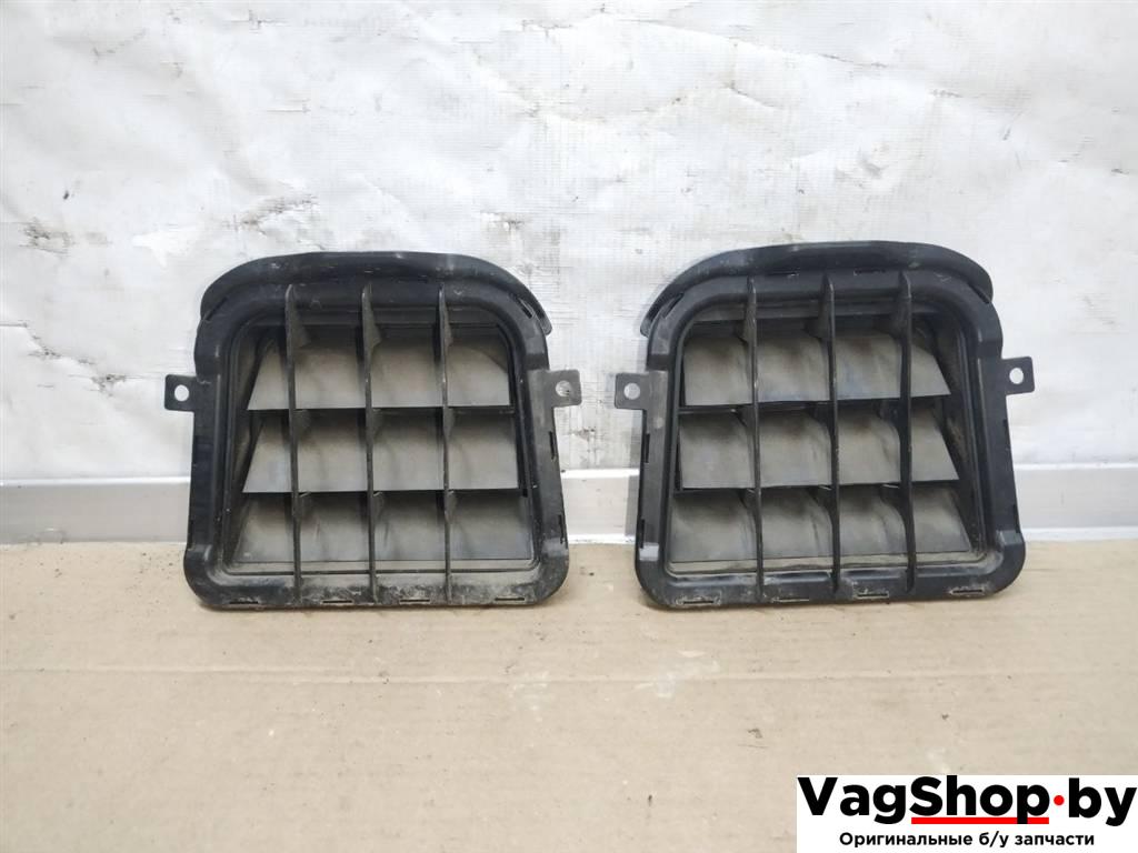 воздуховод Audi Q5 8R 2011, 3.0 л., TDi, CCW, дизель, АКПП, серый, внедорожник 5 дв., полный привод, 8K0819181B - фото №1