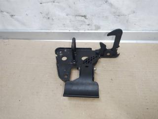 захватный крюк капота Audi A6 Allroad Quattro C6 [рестайлинг] 2009, 3.0 л., TDi, CDY, дизель, АКПП, синий, универсал, полный привод, 4F0823480B