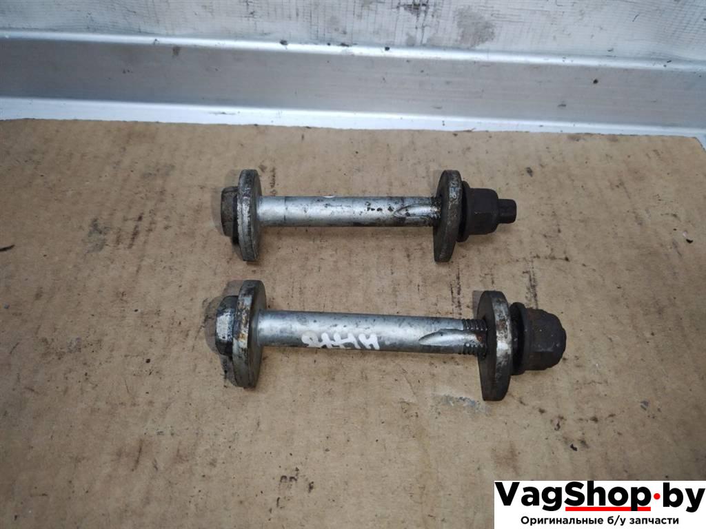 болт развальный Audi A8 D4/4H 2011, 3.0 л., TDi, CDT, дизель, АКПП, синий, седан, полный привод, WHT000228A, WHT000232A - фото №1