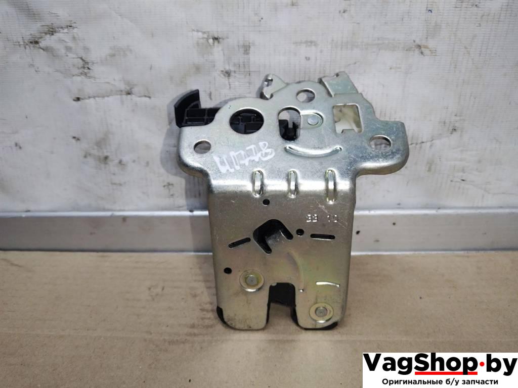 замок багажника Audi A8 D4/4H 2011, 3.0 л., TDi, CDT, дизель, АКПП, синий, седан, полный привод, 4H0827505 - фото №1