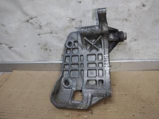 кронштейн генератора Audi A8 D4/4H 2011, 3.0 л., TDi, CDT, дизель, АКПП, синий, седан, полный привод, 059903143AJ