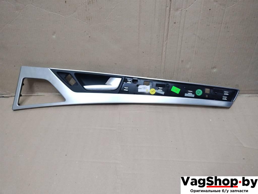 накладка двери (крышки) багажника Audi A8 D4/4H 2011, 3.0 л., TDi, CDT, дизель, АКПП, синий, седан, полный привод, 4H0839020, 4H0867470 - фото №1