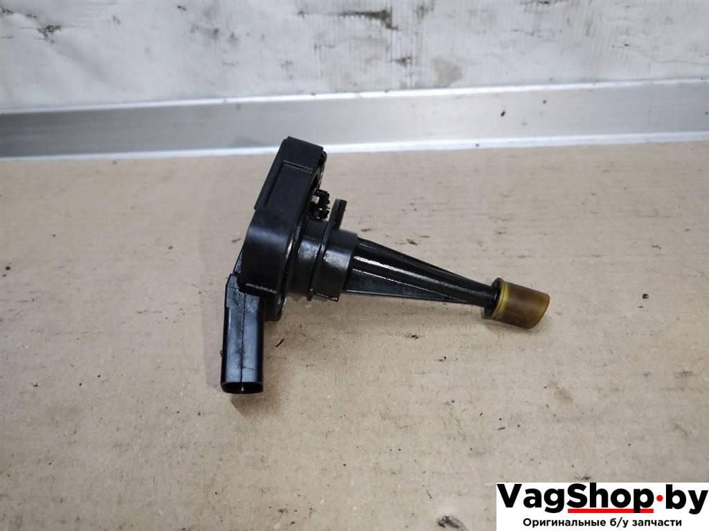 датчик уровня масла Audi A8 D4/4H 2011, 3.0 л., TDi, CDT, дизель, АКПП, синий, седан, полный привод, 03C907660Q - фото №1