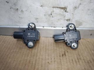 датчик удара Audi A6 Allroad Quattro C6 [рестайлинг] 2009, 3.0 л., TDi, CDY, дизель, АКПП, синий, универсал, полный привод, 4F0955557B