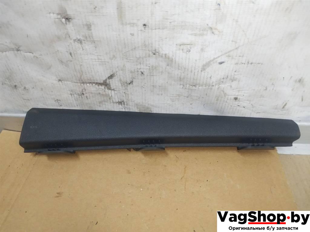 обшивка стойки передней левой Audi Q5 8R 2011, 3.0 л., TDi, CCW, дизель, АКПП, серый, внедорожник 5 дв., полный привод, 8R0868203 - фото №1