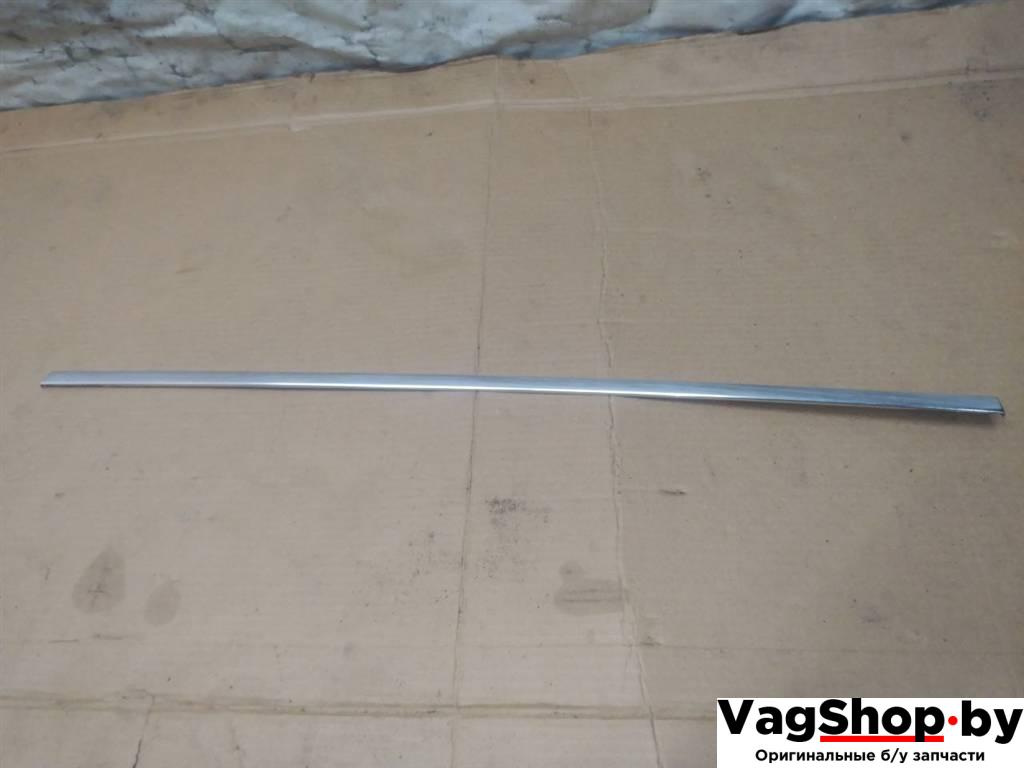 молдинг двери задней правой Audi Q7 4L 2007, 3.0 л., TDi, BUG, дизель, АКПП, черный, внедорожник 5 дв., полный привод - фото №1