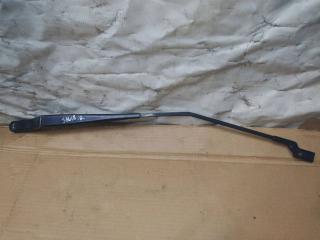 щеткодержатель (поводок стеклоочистителя, дворник) Volkswagen Caddy 3 поколение [рестайлинг] 2012, 2.0 л., TDi, CFH, дизель, МКПП, белый, минивэн, передний привод, 2K1955410B