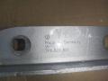петля капота Volkswagen Touareg 2 поколение 2012, 3.6 л., FSI, CGR, бензин, АКПП, серебро, внедорожник 5 дв., полный привод, 7P6823301, 7P6823302 - фото №5