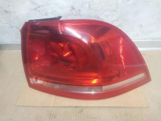 фонарь задний правый Volkswagen Touareg 2 поколение 2012, 3.6 л., FSI, CGR, бензин, АКПП, серебро, внедорожник 5 дв., полный привод, 7P6945096E