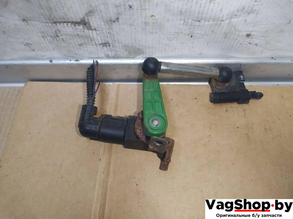 датчик дорожного просвета Volkswagen Touareg 2 поколение 2012, 3.6 л., FSI, CGR, бензин, АКПП, серебро, внедорожник 5 дв., полный привод, 7P0616213 - фото №1