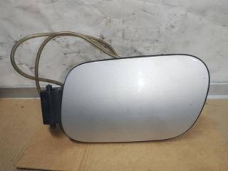 лючок топливного бака Volkswagen Touareg 2 поколение 2012, 3.6 л., FSI, CGR, бензин, АКПП, серебро, внедорожник 5 дв., полный привод, 7P6809857A