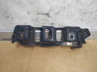 Крепление бампера переднего Volkswagen Touareg 2 поколение 2012, 3.6 л., FSI, CGR, бензин, АКПП, серебро, внедорожник 5 дв., полный привод, 7P6807184F, 7P6807706