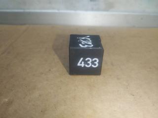 реле (прочие) Volkswagen Touareg 2 поколение 2012, 3.6 л., FSI, CGR, бензин, АКПП, серебро, внедорожник 5 дв., полный привод, 3D0951253A