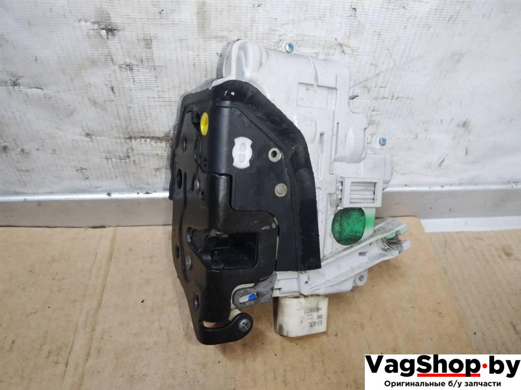 замок двери задней левой Volkswagen Touareg 2 поколение 2012, 3.6 л., FSI, CGR, бензин, АКПП, серебро, внедорожник 5 дв., полный привод, 4G0839015A - фото №1