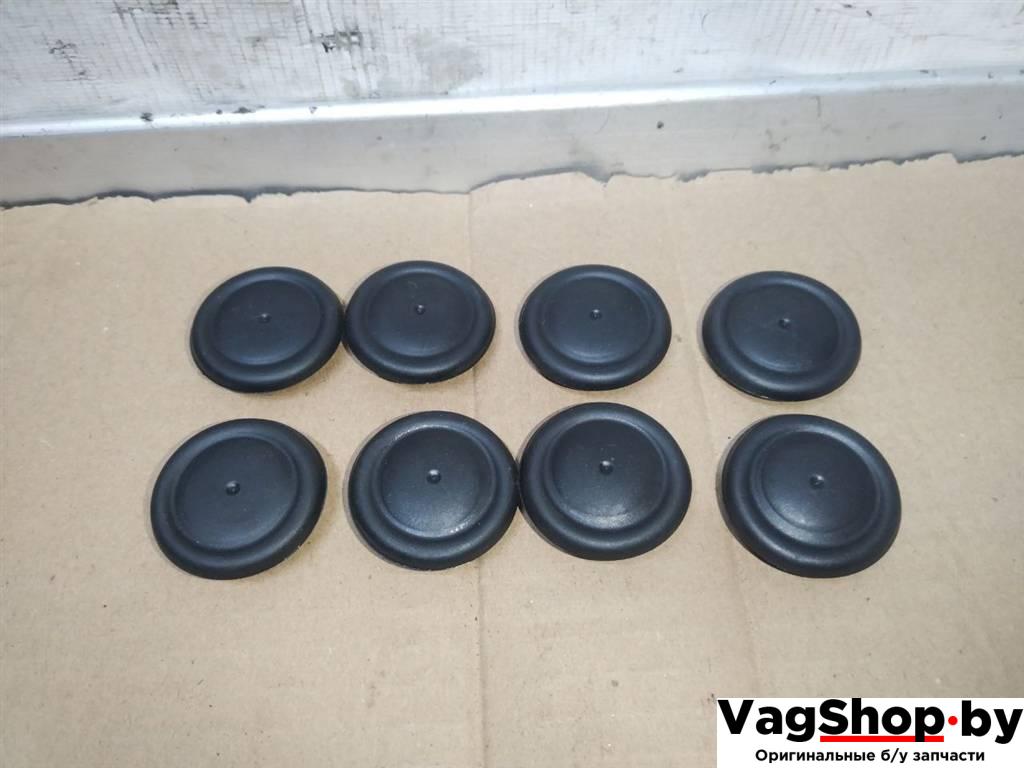 заглушка Volkswagen Touareg 2 поколение 2012, 3.6 л., FSI, CGR, бензин, АКПП, серебро, внедорожник 5 дв., полный привод - фото №1