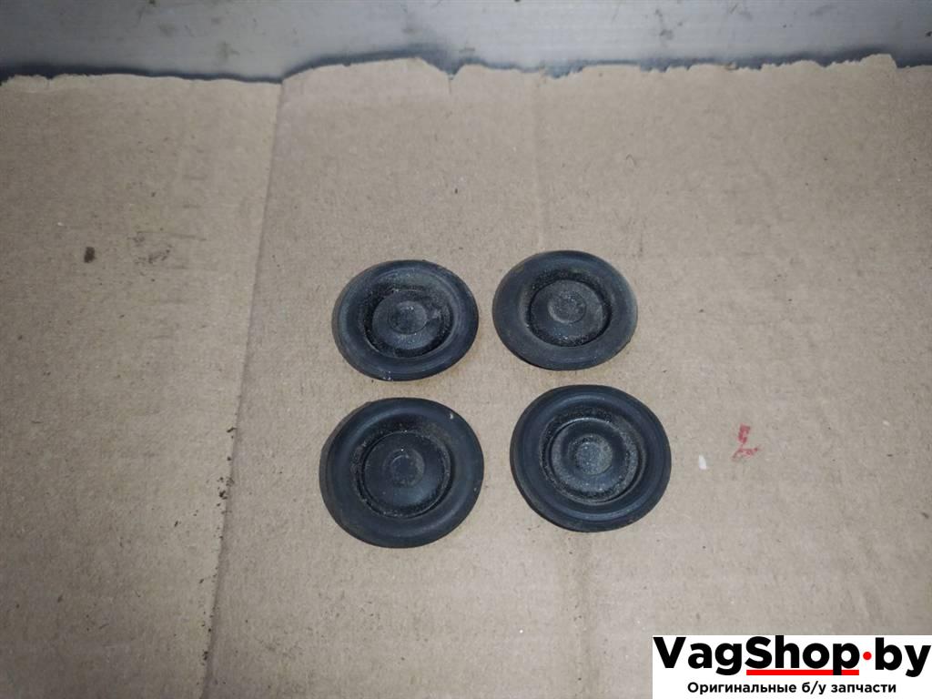 заглушка Volkswagen Touareg 2 поколение 2012, 3.6 л., FSI, CGR, бензин, АКПП, серебро, внедорожник 5 дв., полный привод, 191971908B - фото №1