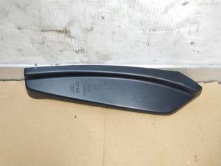 накладка под фонарь правый Volkswagen Touareg 2 поколение 2012, 3.6 л., FSI, CGR, бензин, АКПП, серебро, внедорожник 5 дв., полный привод, 7P6945312