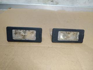 подсветка номера Volkswagen Touareg 2 поколение 2012, 3.6 л., FSI, CGR, бензин, АКПП, серебро, внедорожник 5 дв., полный привод, 5N0943021